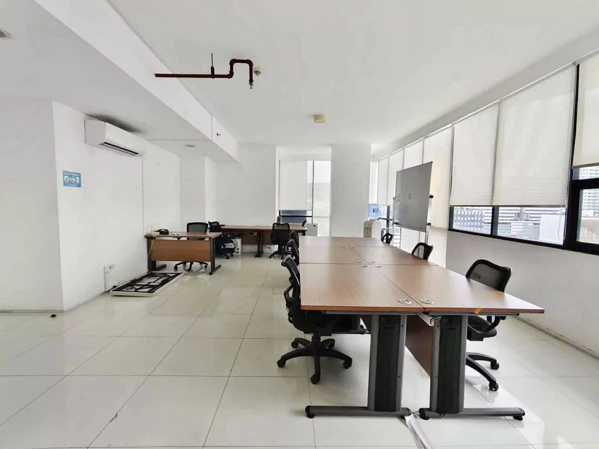 52.40 Sqm. Office FOR RENT Near Cebu IT Park — Office in Cebu City, Cebu, Philippines — Photo 2
