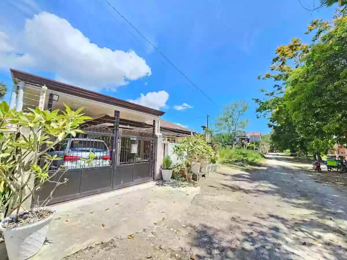 HOUSE AND LOT FOR SALE AT CARMEN — House and Lot in Carmen, Cebu, Philippines — Photo 6