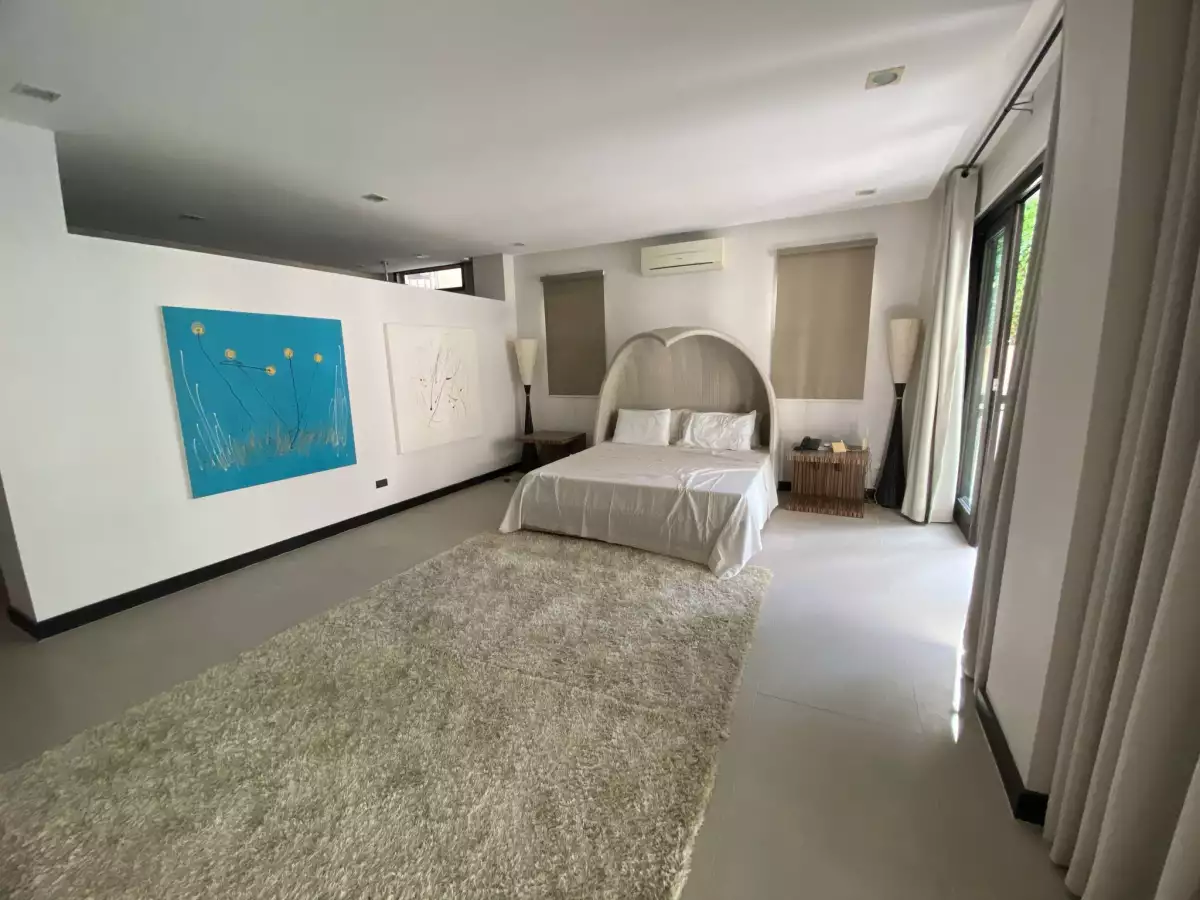 Open photo 45 of 61 — Maria Luisa House for Sale