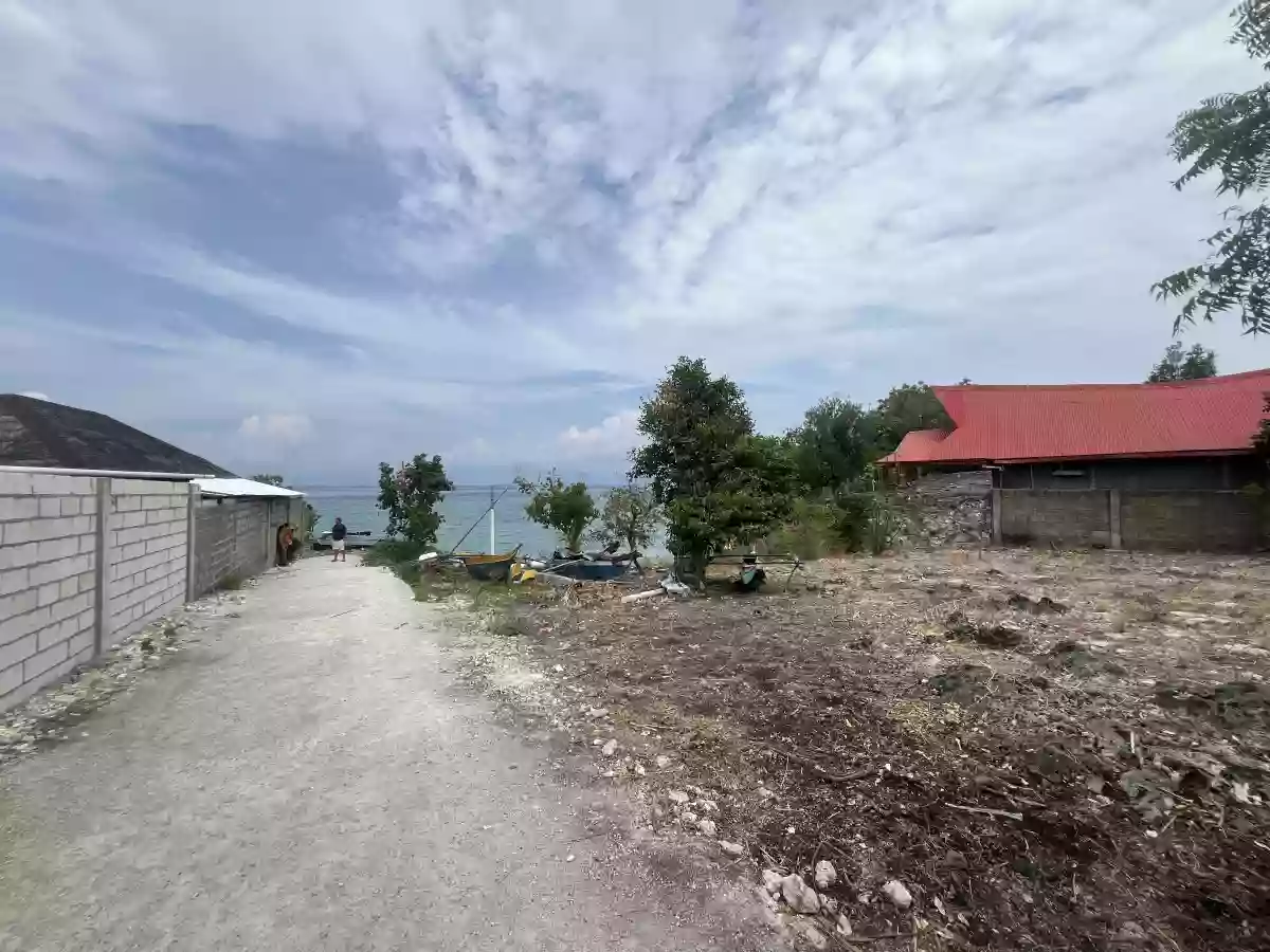 Beach Lot For Sale — Commercial Lot in Moalboal, Cebu, Philippines — Photo 4
