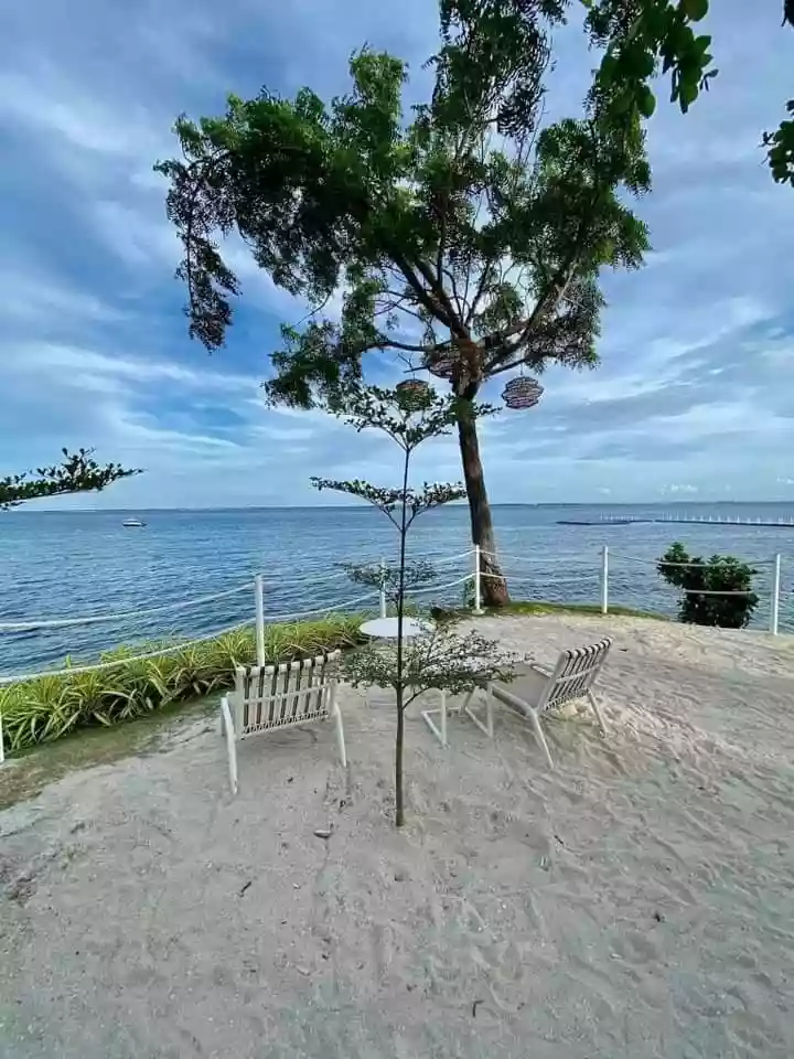 Open photo 13 of 15 — Tambuli 1 Bedroom Condominium for Sale
