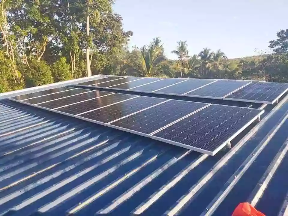 Property for Sale along the road in Panglao Island