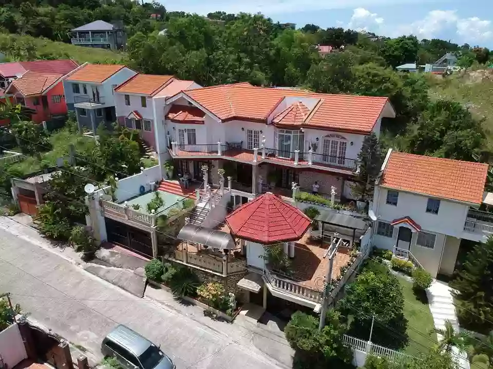 Spacious house with 10 Bedrooms in Talisay City Cebu — House and Lot in Talisay City, Cebu, 6045 — Photo 5