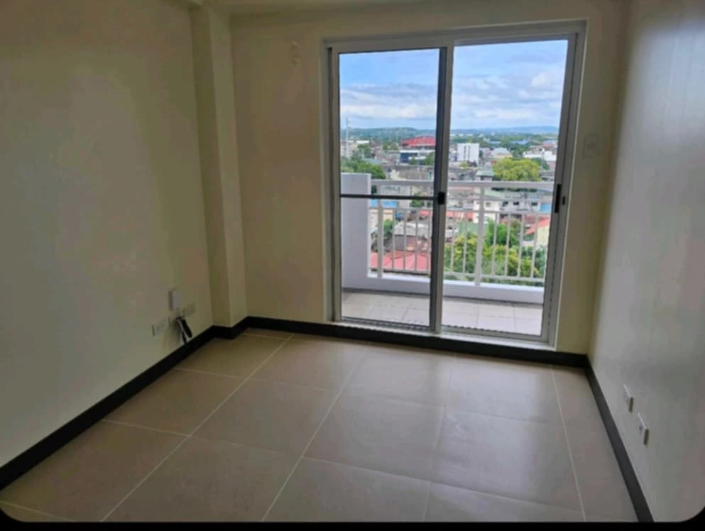 For Sale/Assume — 2 Bedrooms in F. Pasco Avenue, Pasig, Metro Manila — Photo 5