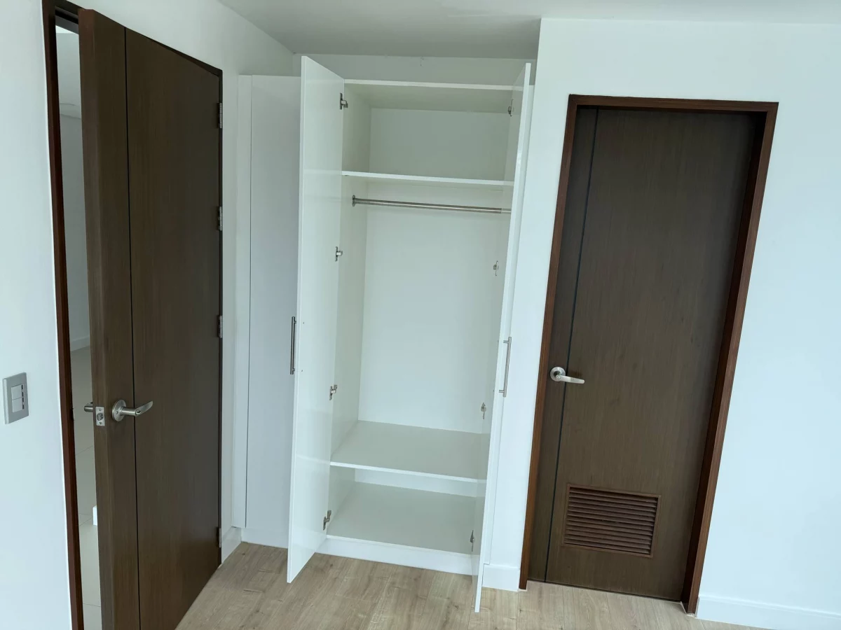 Open photo 11 of 17 — 1 bedrom condo for Sale in 38 Park