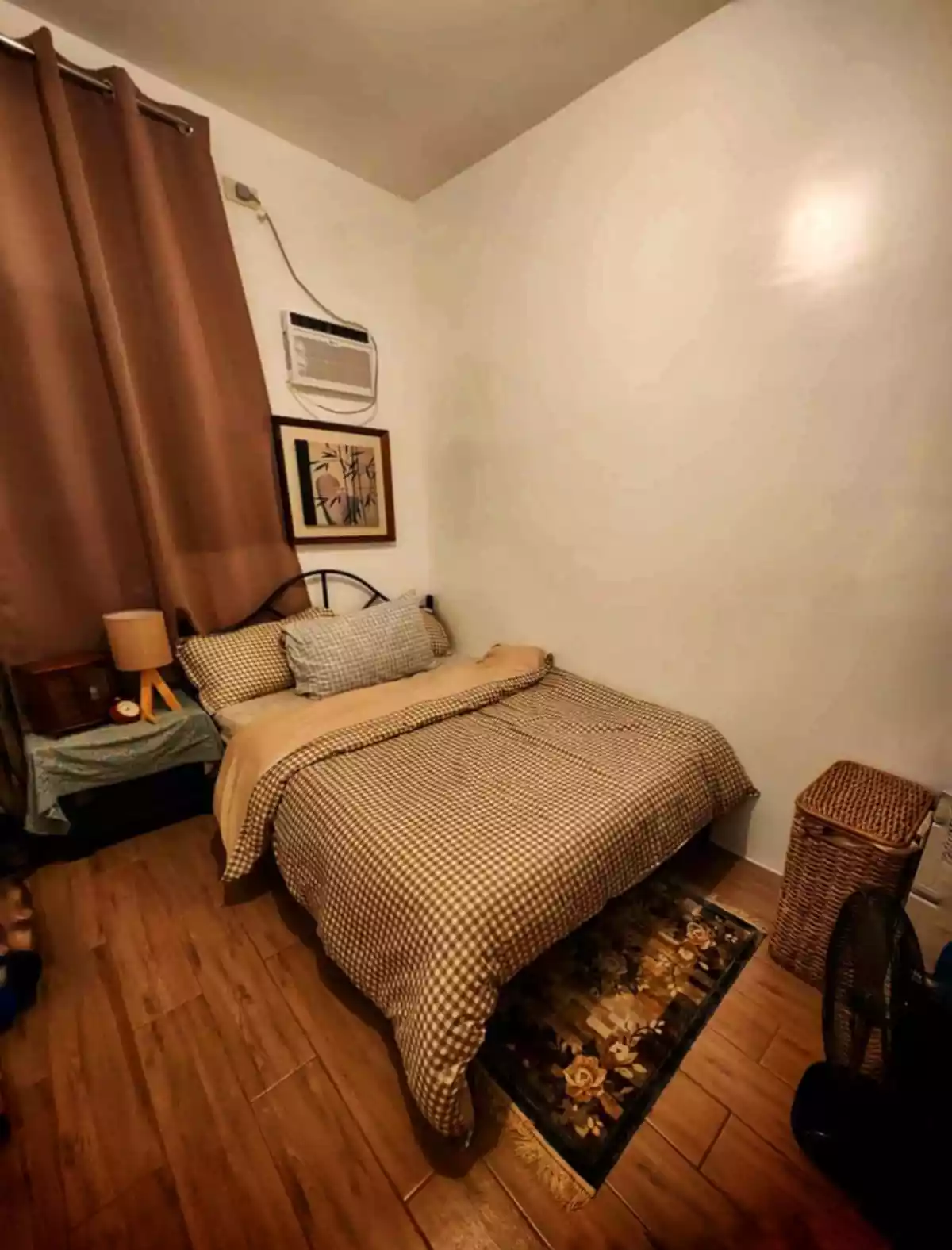 Open photo 11 of 12 — FOR ASSUME HOUSE AND LOT - SPECIAL UNIT CORNER