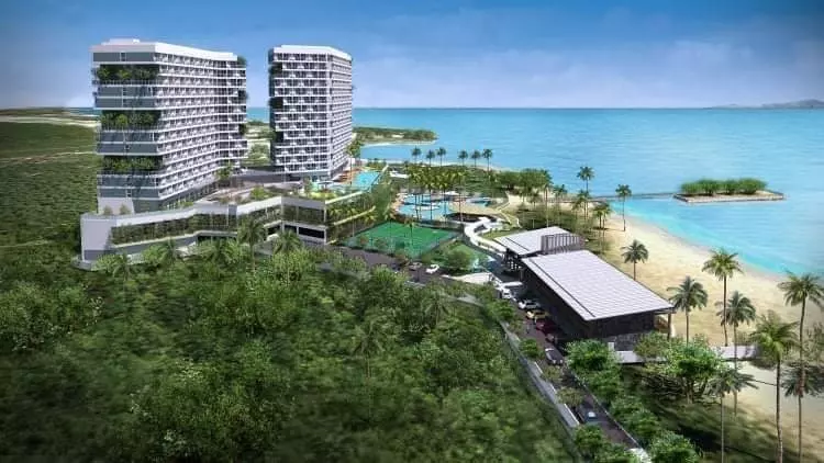BEACHFRONT CONDO