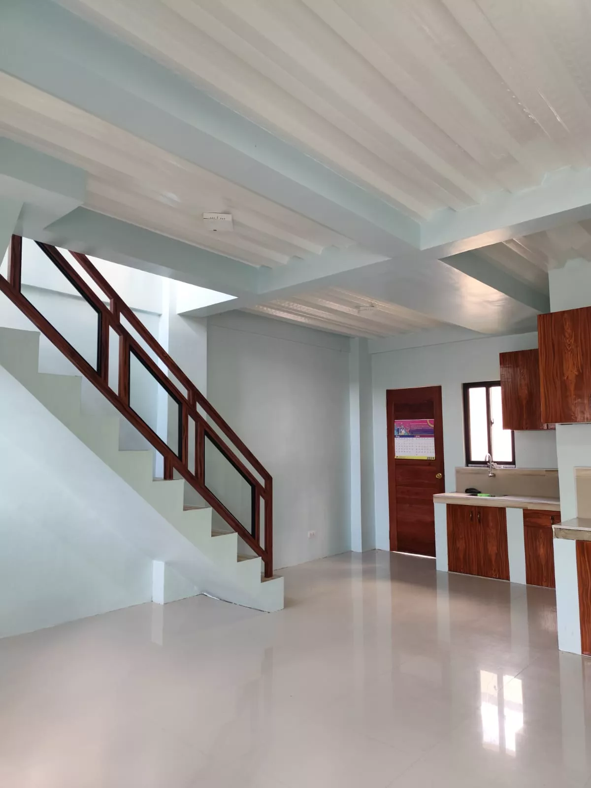 3-Unit -Newly-Built- Apartment for Sacrifice Sale — Apartment in Dumaguete, Negros Oriental, Philippines — Photo 3