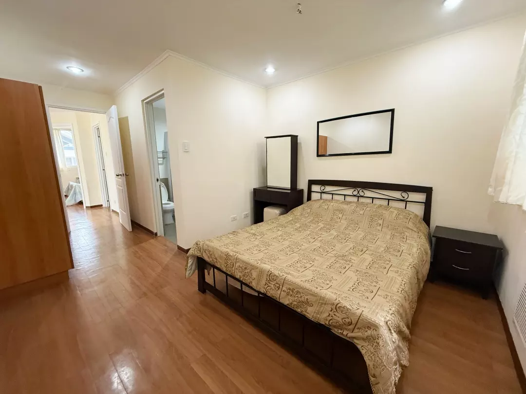 Open photo 11 of 14 — Stunning 3-Bedroom Townhouse for Sale at The Courtyard, Canyonwoods 