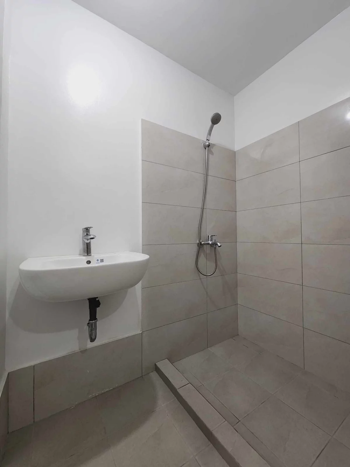 Mandtra Residences - Studio unit for Assume — Studio in Mandaue City, Cebu, Philippines — Photo 5