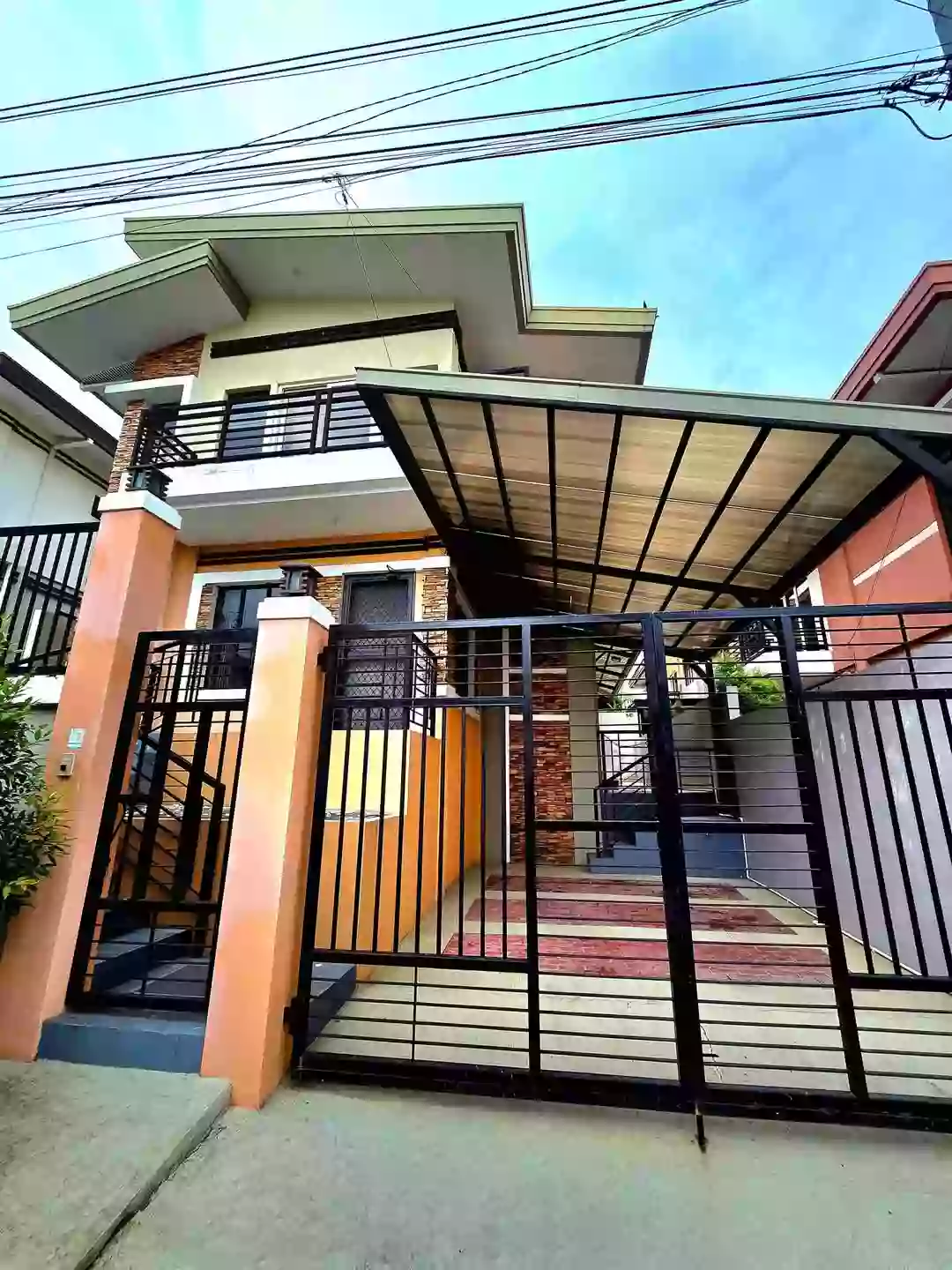 TWO-STOREY HOUSE AND LOT FOR SALE