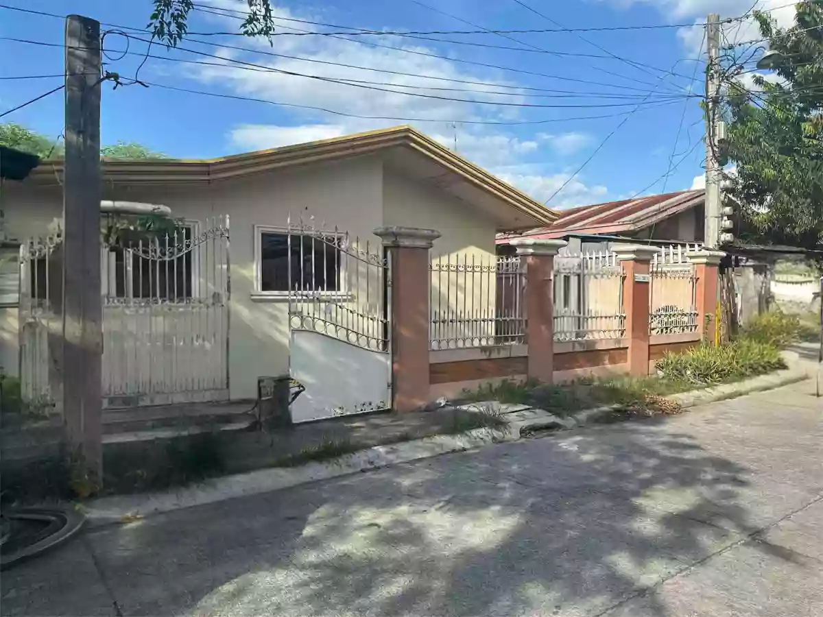 Maruz Subd. House and Lot for Sale — House and Lot in Israel Street, Maruz Subdivision, General Santos City (Dadiangas) — Photo 5