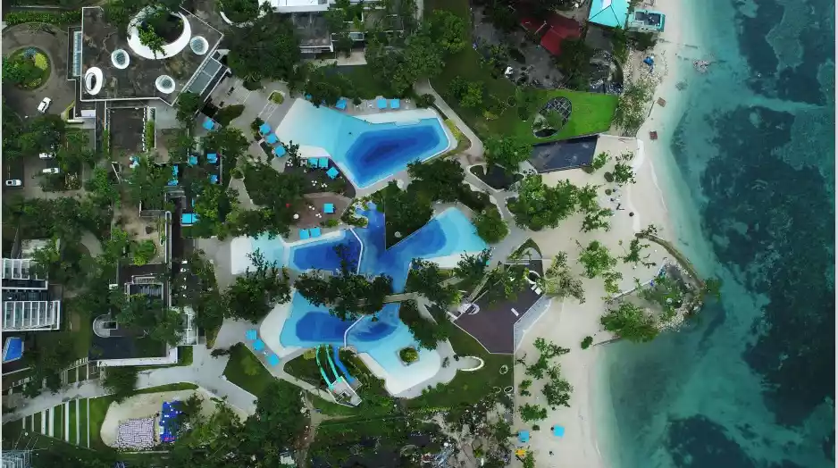 2 Br Corner with Balcony 20th Floor Condominium Tambuli For Sale — 2 Bedrooms in Maribago, Mactan Island, Lapu-lapu — Photo 4