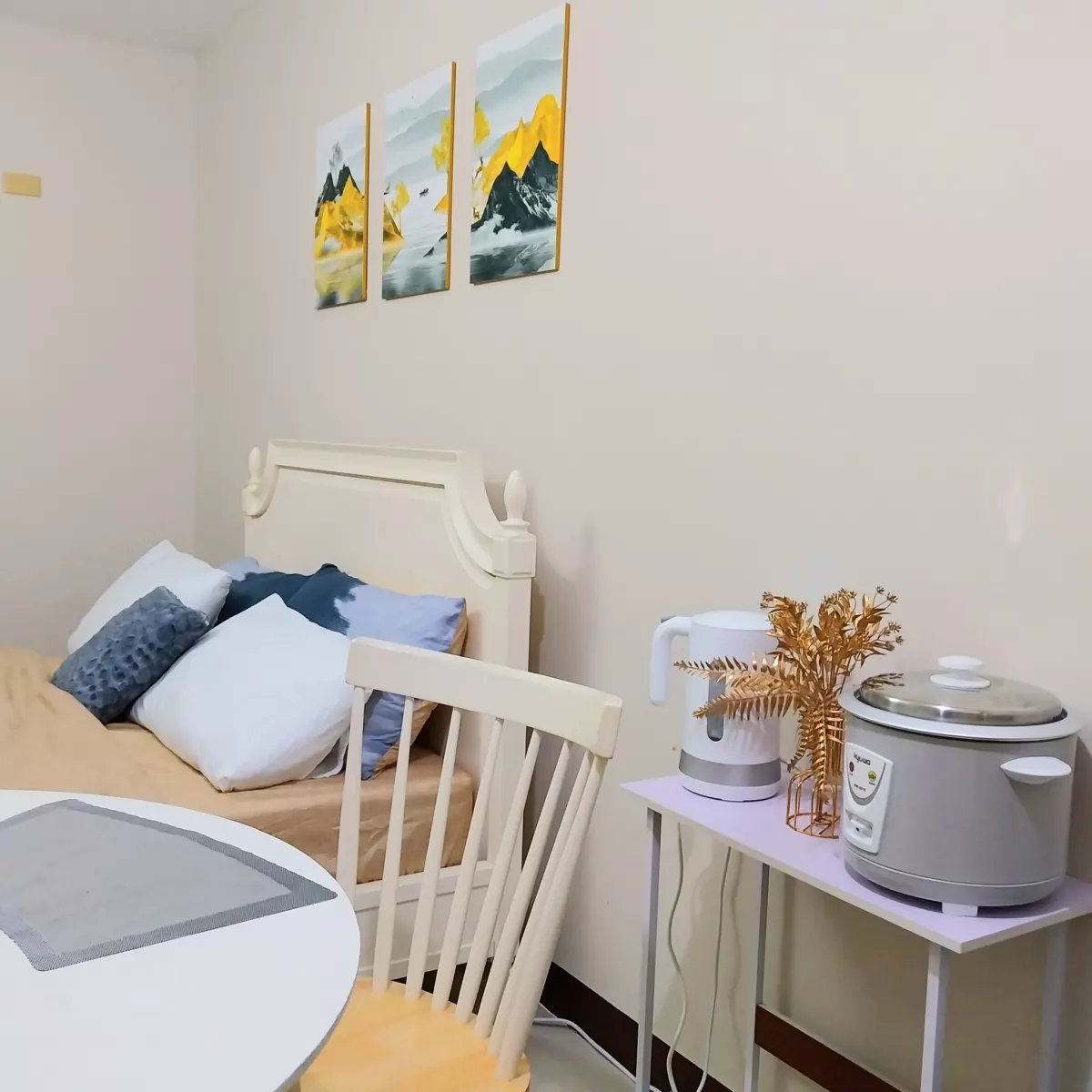 FULLY FURNISHED STUDION UNIT FOR ASSUME — Studio in Marigondon Beach Road, Lapu-Lapu City, Central Visayas — Photo 5