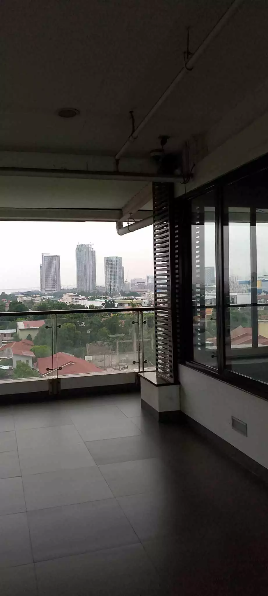 Commercial Space for Rent — Space in A. C. Cortes Avenue, Mandaue City, Cebu — Photo 5