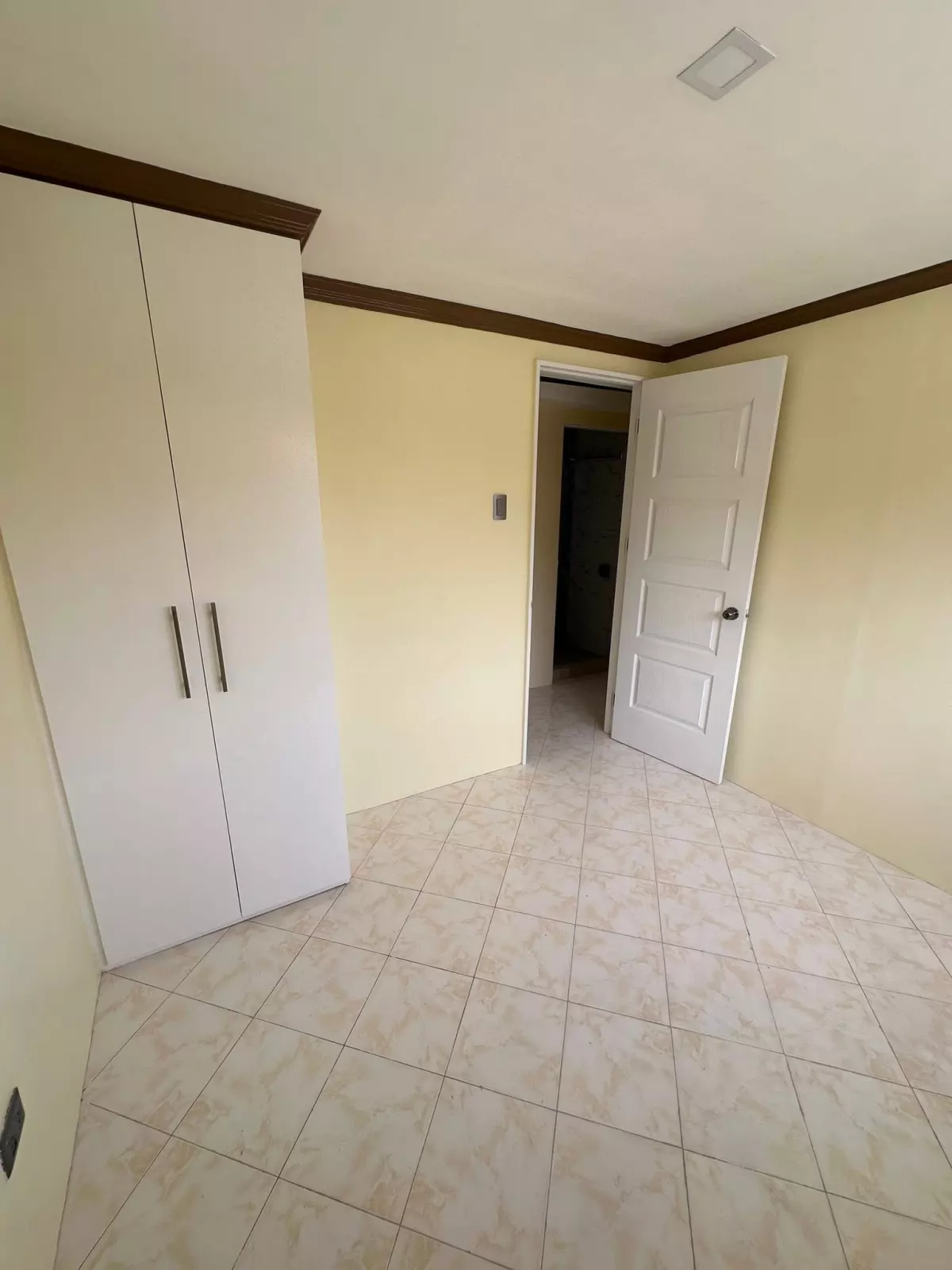 House and Lot for Sale in Minglanilla — Townhouse in Minglanilla, Cebu, Philippines — Photo 7