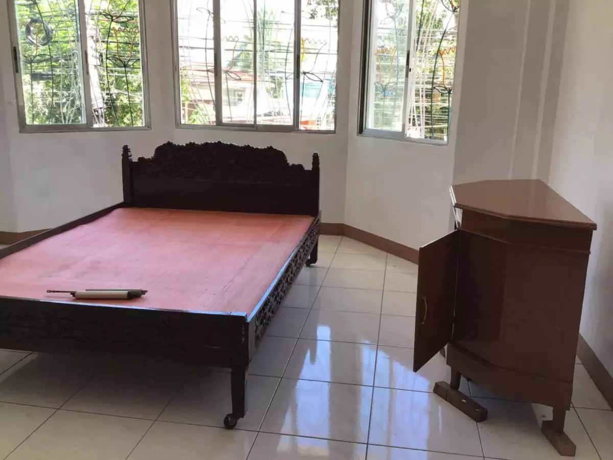 Prime 2-Storey Home Along National Highway – 334 sqm Lot | Just Minutes from Tanjay City Public Market!