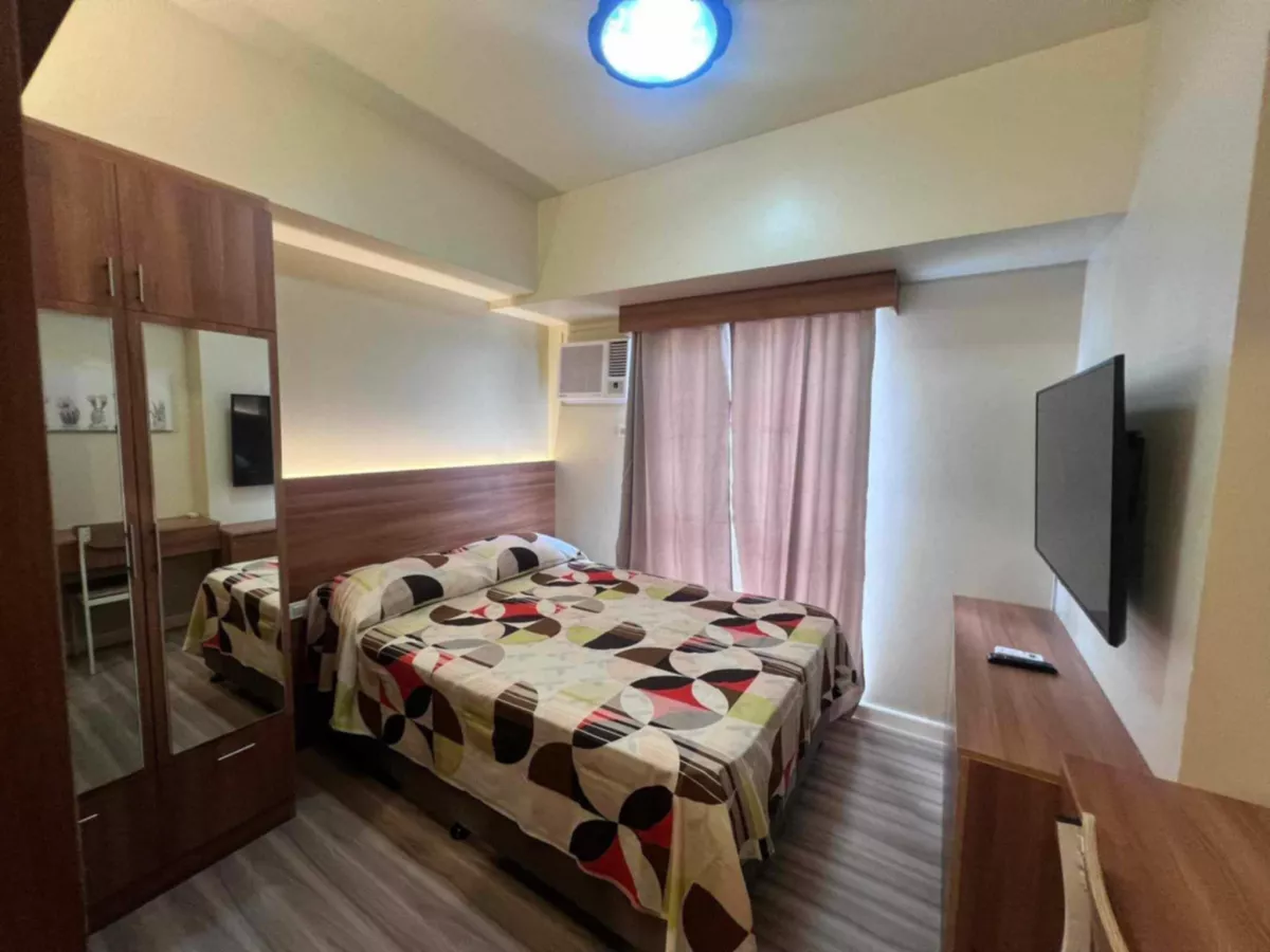 STUDIO UNIT CONDOMINIUM FOR ASSUME