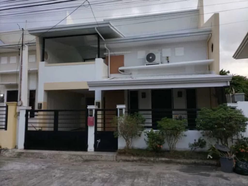 Azumi 1 House and Lot For Sale