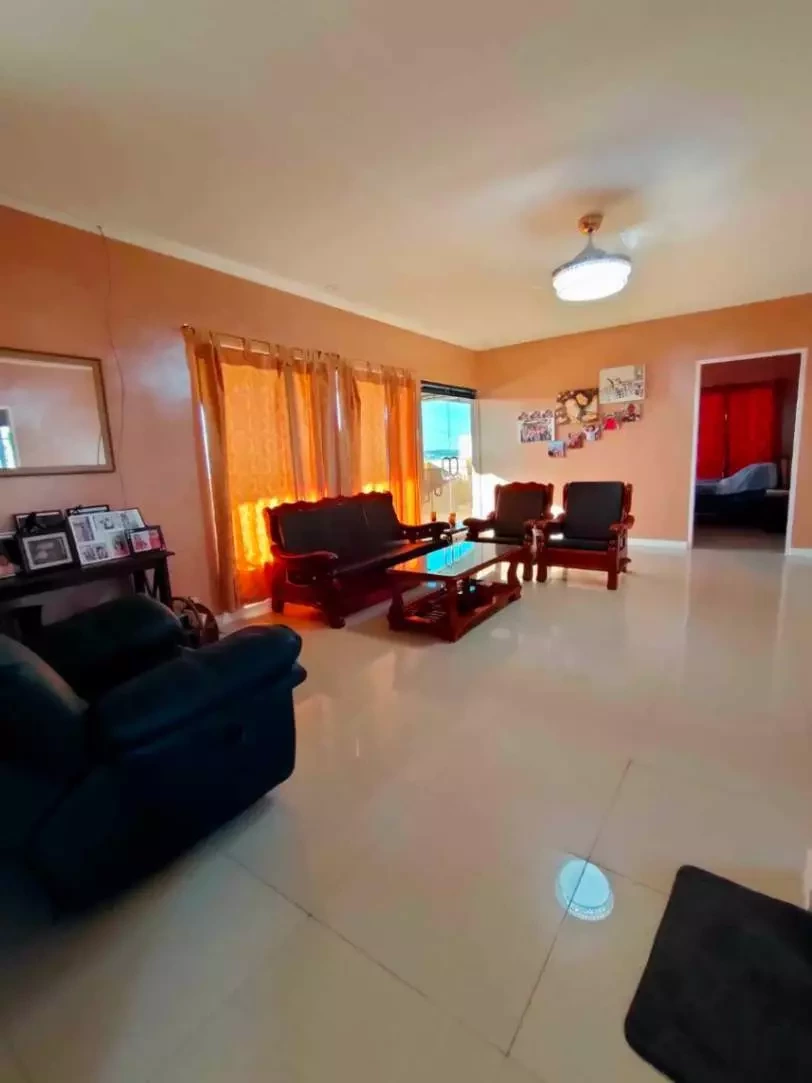 FOR SALE: COMMERCIAL BUILDING — Building in Lapu-lapu City, Cebu, 6015 — Photo 3