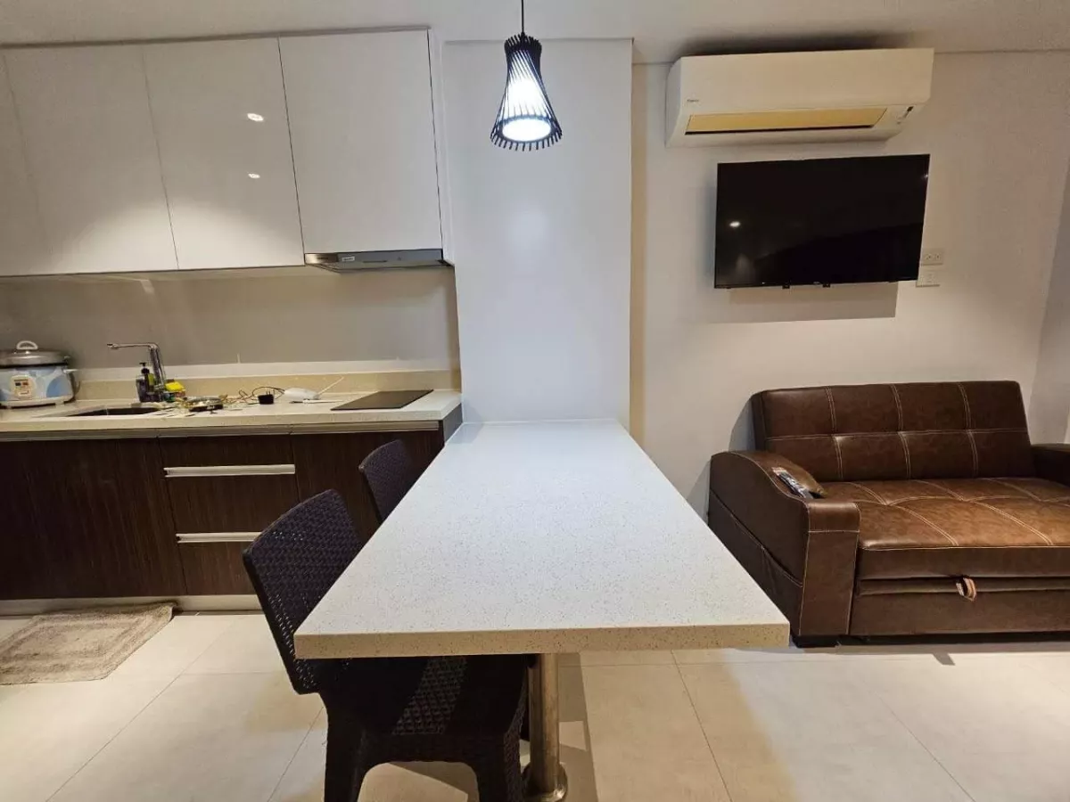 FOR SALE STUDIO UNIT IN TAMBULI — Studio in Maribago, Mactan Island, Lapu-lapu — Photo 2