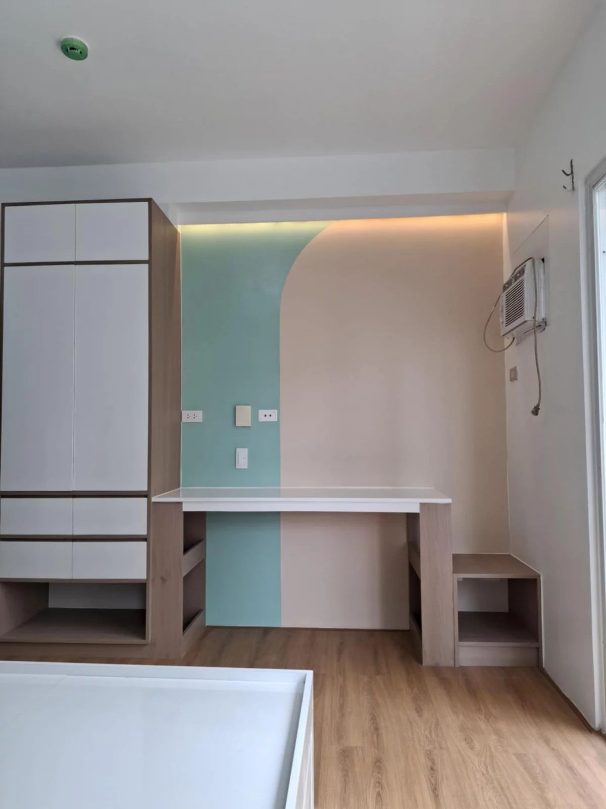 Studio with Balcony for Sale — Studio in Salinas Drive Extension, Cebu City, Philippines — Photo 4