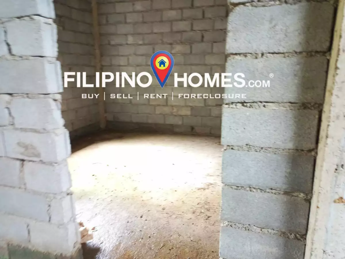 Along the Road Lot with Building for Lease in Pili — Agricultural Lot in Pili, Camarines Sur, Philippines — Photo 5