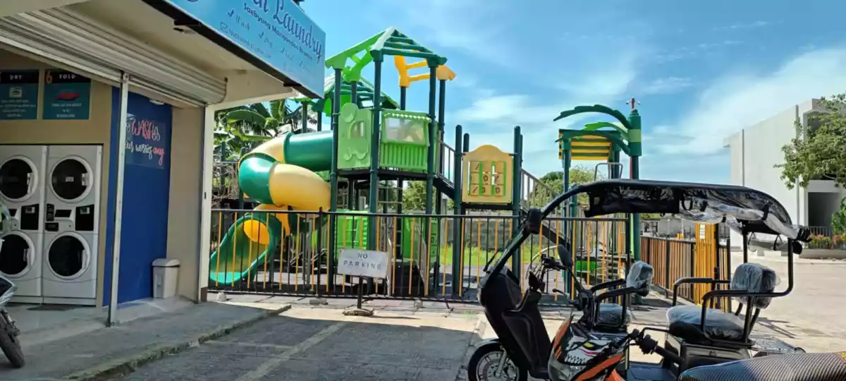 SAEKYUNG VILLAGE 1 FOR RENT OR FOR SALE — 3 Bedrooms in Marigondon Beach Road, Lapu-Lapu City, Central Visayas — Photo 3
