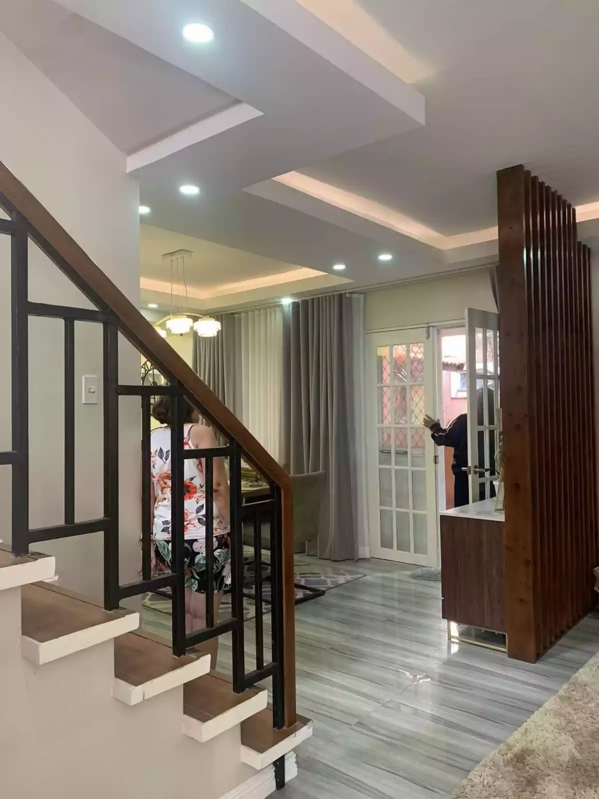 Open photo 13 of 20 — House and Lot 4 Bedrooms for Rush Sale in Lapu-lapu City