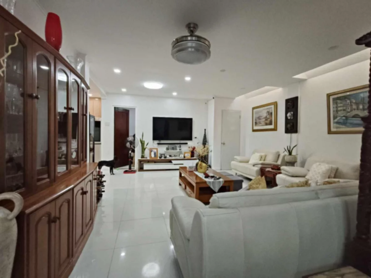 Open photo 12 of 25 — House and lot for sale in Banawa Cebu City