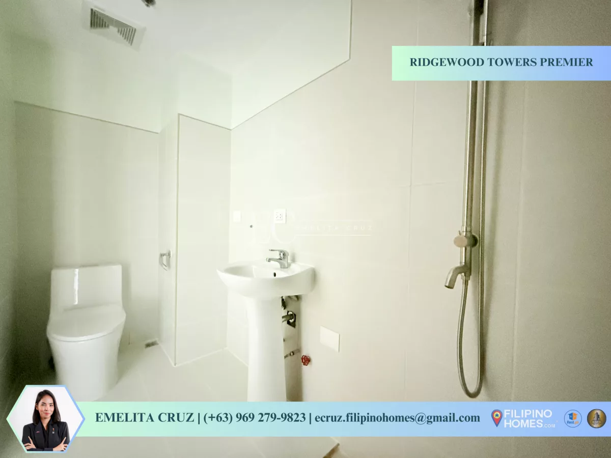 1BR WITH BALCONY FOR SALE AT RIDGEWOOD TOWERS PREMIER — Studio in Taguig, Metro Manila, Philippines — Photo 6