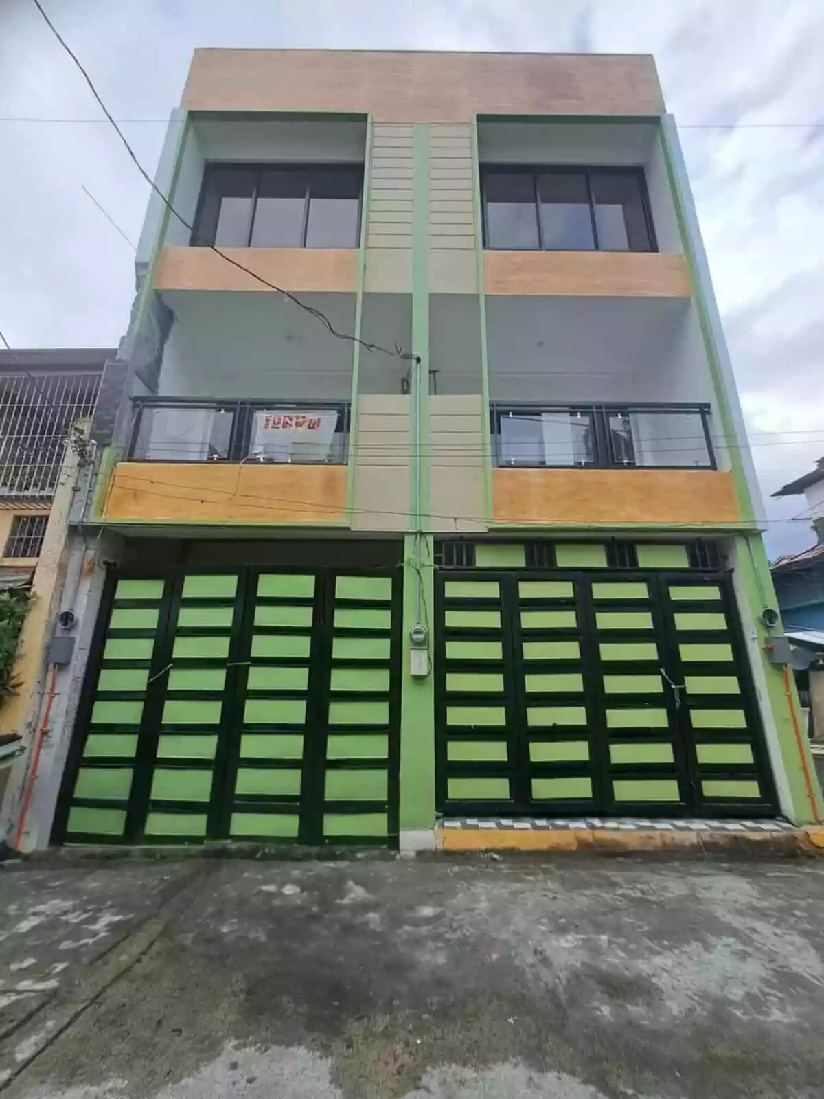 BRANDNEW THREE STOREY TOWNHOUSE FOR SALE NEAR UST WITH TWO CAR GARAGE