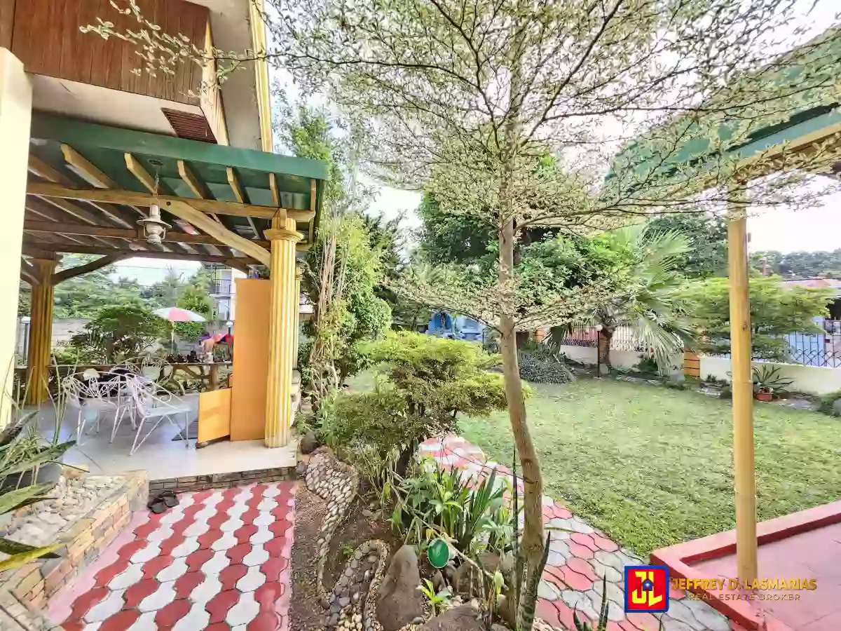 Rush Sale Amazing House in Batinguel, Dumaguete [available] — House and Lot in Dumaguete City, Negros Oriental, Philippines — Photo 2