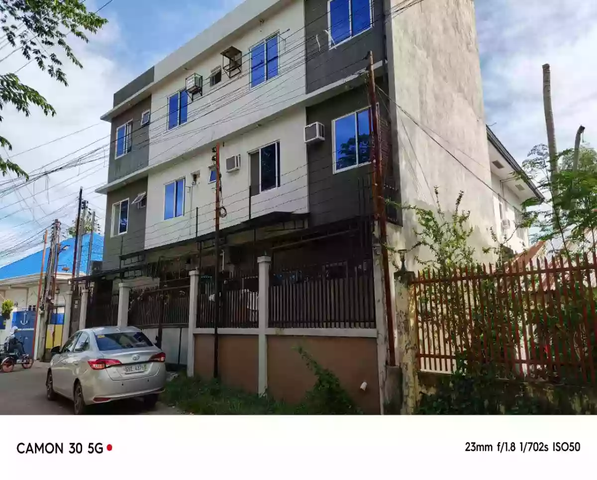 FOR SALE 3 Storey Income Generating Apartment in  Basak Lapu-Lapu City — Apartment in Basak-San Vicente Road, Lapu-Lapu, Cebu — Photo 4