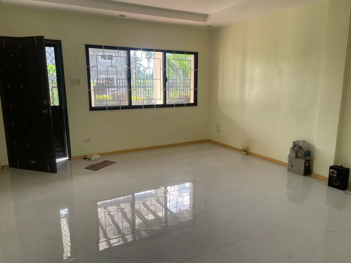 SINGLE DETACHED BUNGALOW HOUSE AND LOT FOR SALE IN LEYTE — House and Lot in Palompon, Leyte, Philippines — Photo 5