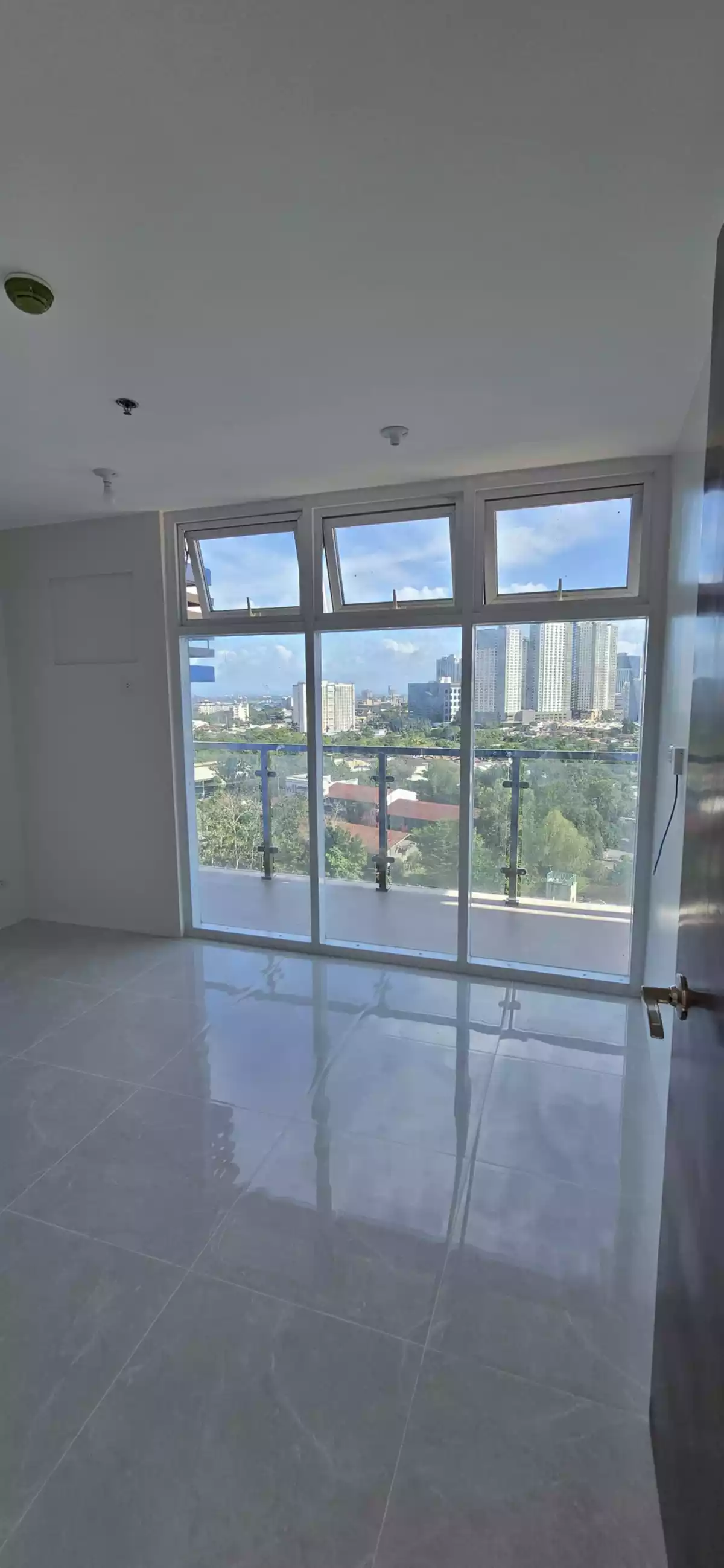 Rush For Assume 1-BR with Balcony in Mivela Garden Residences — 1 Bedroom in Cebu, 6000 Cebu, Philippines — Photo 3