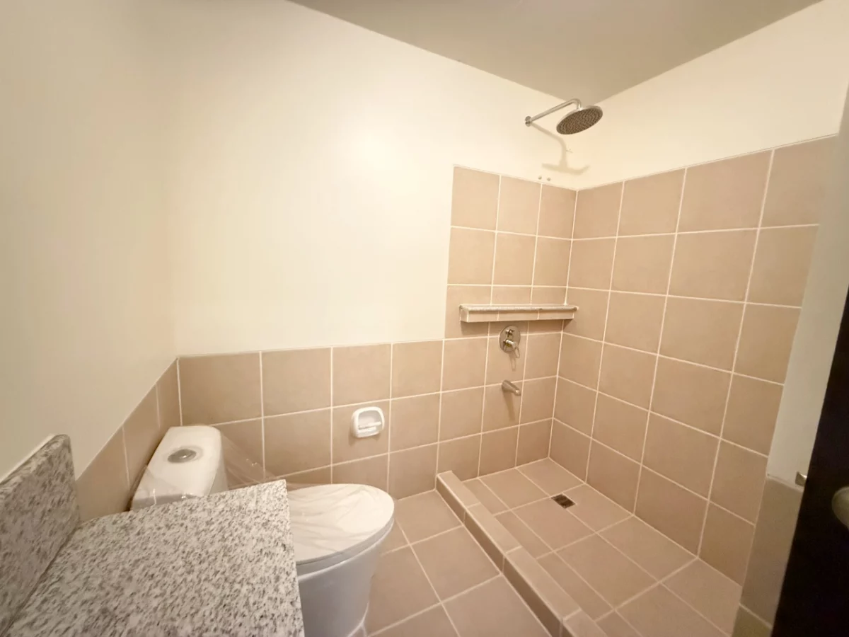 Open photo 11 of 14 — Brand New 2BR Penthouse Unit at Calathea Place by DMCI, Sucat Parañaque