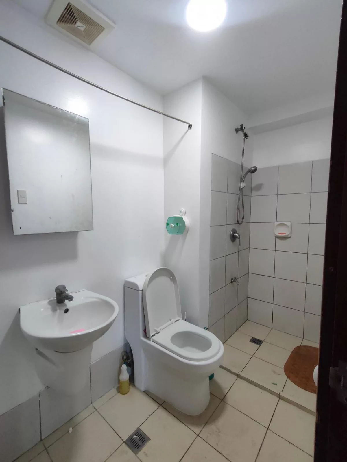 FOR SALE 2 BEDROOM IN HORIZONS 101 — 2 Bedrooms in Cogon Ramos, Cebu City, Cebu — Photo 5