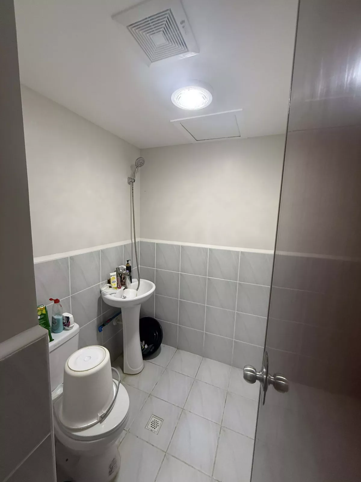 FOR ASSUME Studio Unit at Saekyung Phase 3 Marigondon — Studio in Marigondon Beach Road, Lapu-Lapu City, Central Visayas — Photo 7