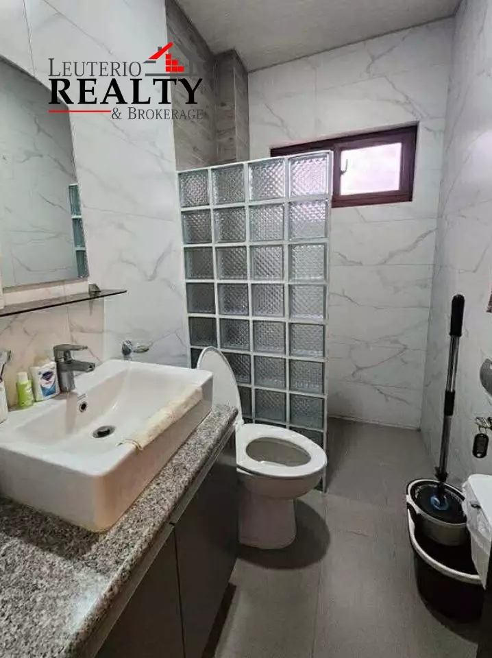 FOR SALE: Modern House and Lot with Swimming Pool — House and Lot in Naga City, Camarines Sur, Philippines — Photo 5