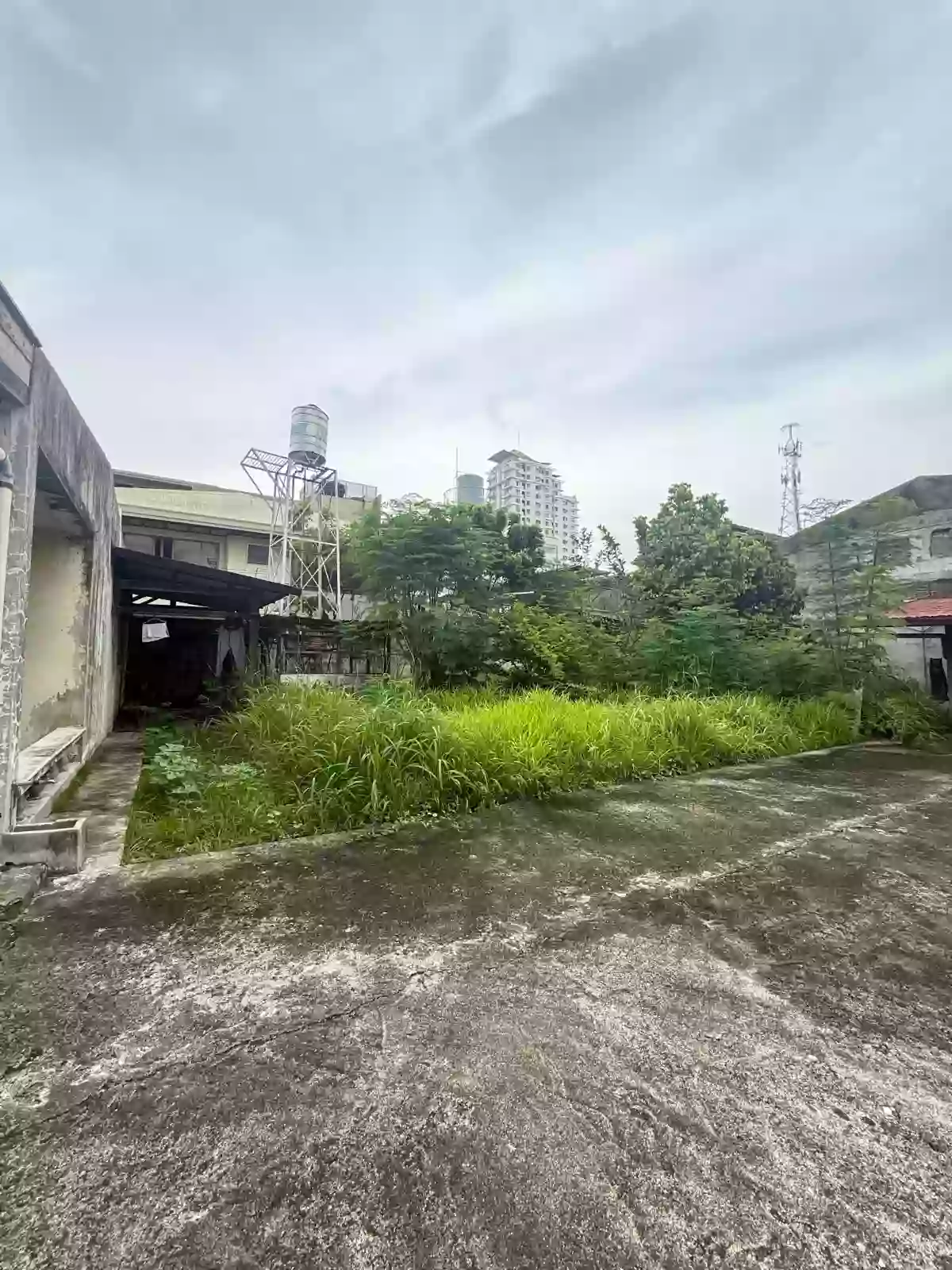 Commercial Lot for Sale in Mabolo Cebu City — Commercial Lot in Cebu City, Cebu, Philippines — Photo 2