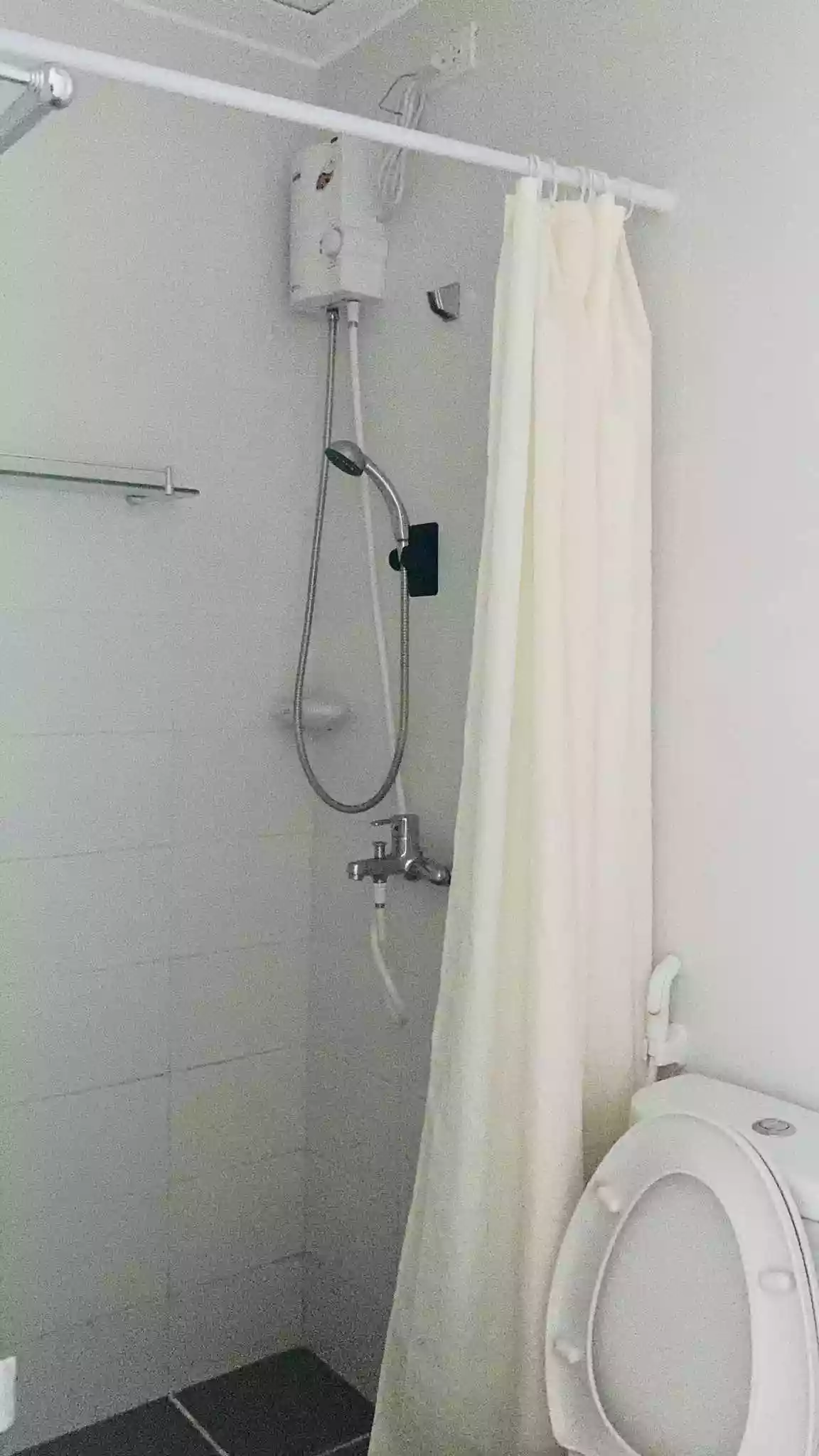 Php 40k Fully Furnished 2 Bedroom For Rent In Midpoint Residences — 2 Bedrooms in Ines Ouano Road, Mandaue City, Central Visayas — Photo 3