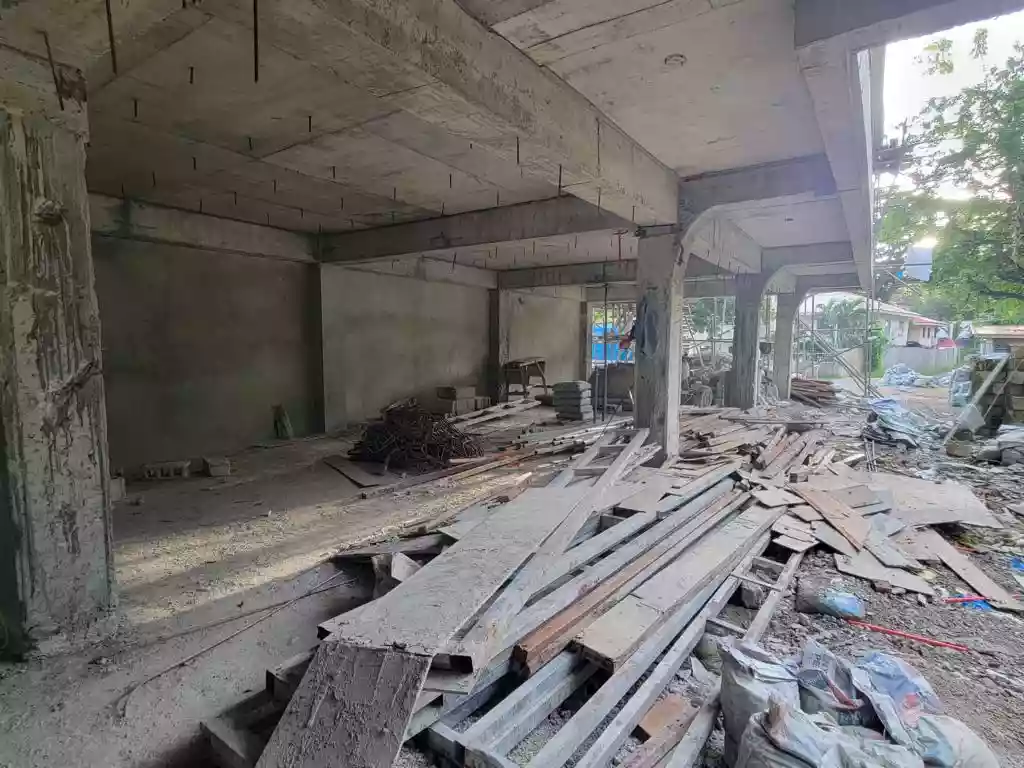 Commercial building in Boljoon, Cebu — Building in Cebu, Philippines — Photo 3