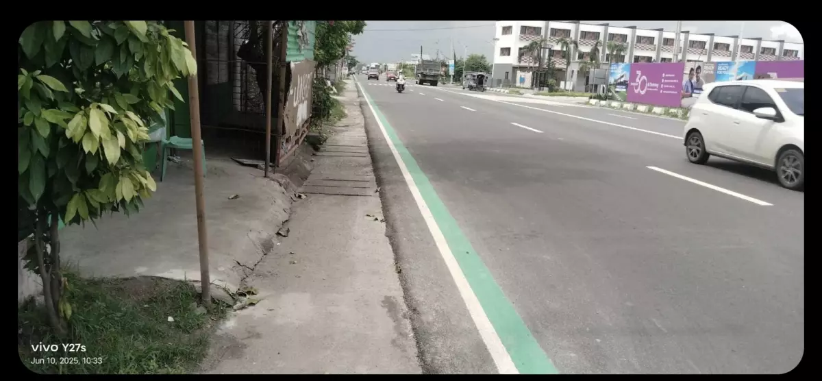 COMMERCIAL LAND IN CAPAS — Commercial Lot in Capas, Tarlac, Philippines — Photo 4