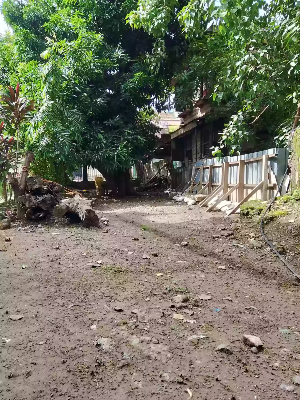 Lot for Sale with Old House in Cebu City