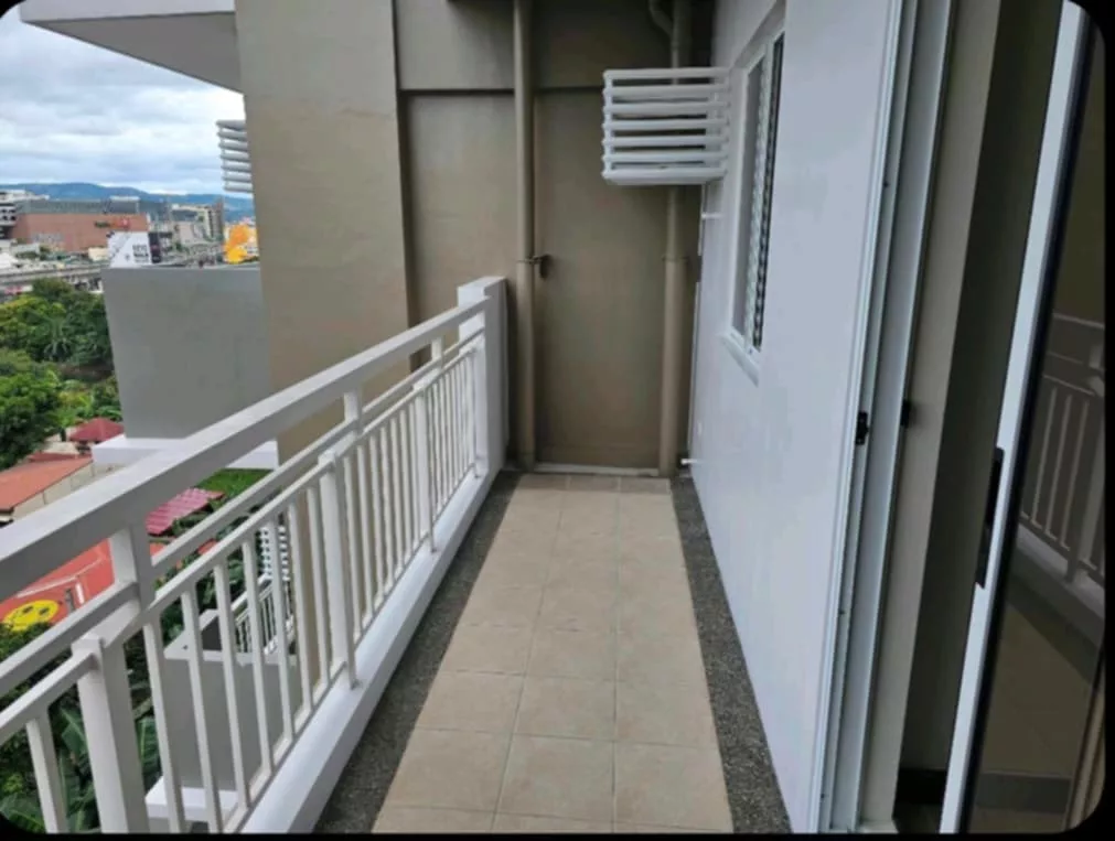 For Sale/Assume — 2 Bedrooms in F. Pasco Avenue, Pasig, Metro Manila — Photo 6