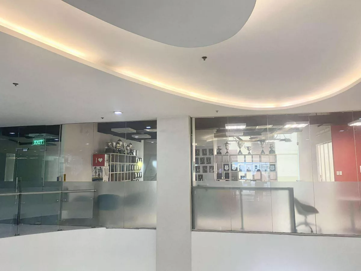 140.11 Sqm. Warm Shell Commercial/Office Space For Rent In Cebu Business Park — Space in Siquijor Road, Cebu City, Cebu — Photo 5