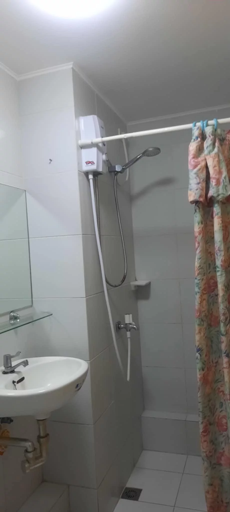 2 BR Condo for Sale in Dumaguete — 2 Bedrooms in Dumaguete, Central Visayas, Philippines — Photo 5