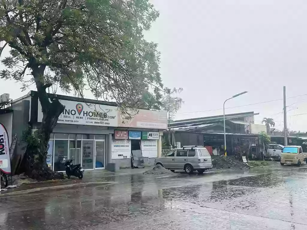446sqm Commercial Property (Near SM, Chruch, and Plaza Gensan) — Building in Pres. Jose P. Laurel Avenue, General Santos City, South Cotabato — Photo 5