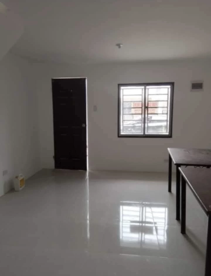 House and Lot for at Grandvale 3 — Townhouse in San Felipe, Camarines Sur, Philippines — Photo 2